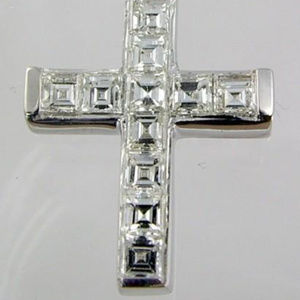 Diamond Pendant Cross 1.37 TDW 18KT White Gold
